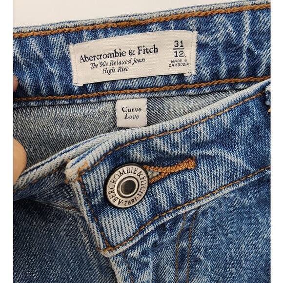 New NWOT Abercrombie & Fitch Curve Love The 90's Relaxed Jeans High Rise 31 12 L - Picture 9 of 10